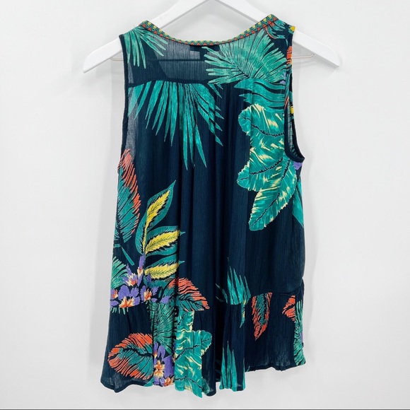 Patrons of Peace Tropical Sleeveless Top with Ruffle Bottom - Picture 2 of 11